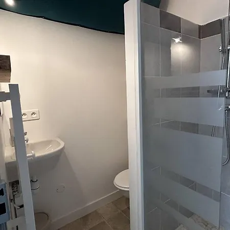 Maison La Gueriniere, 1 Piece, 2 Personnes - Fr-1-224b-224 Holiday home *